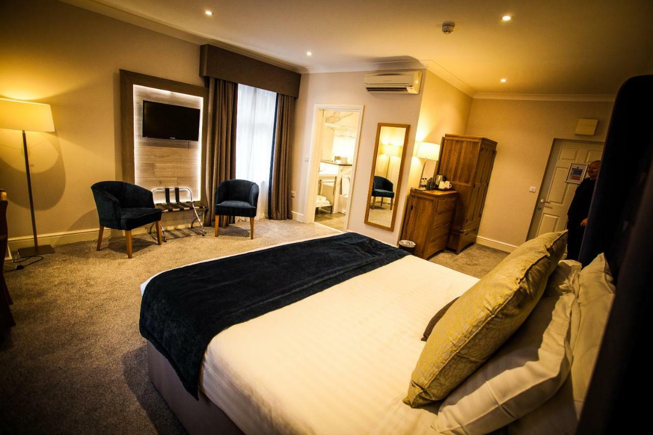 Heywood Spa Hotel Tenby Exterior photo